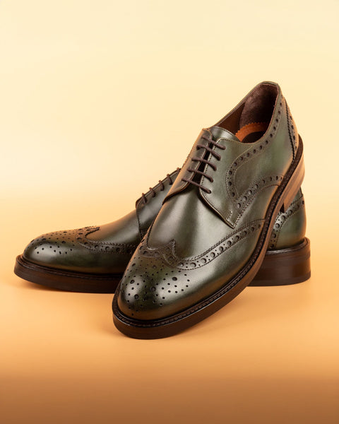 Kongur · derby · vert