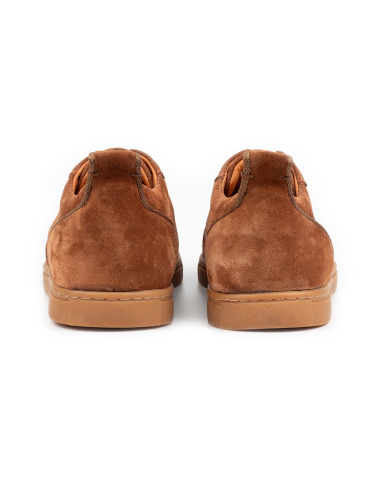Betta · casual · clay