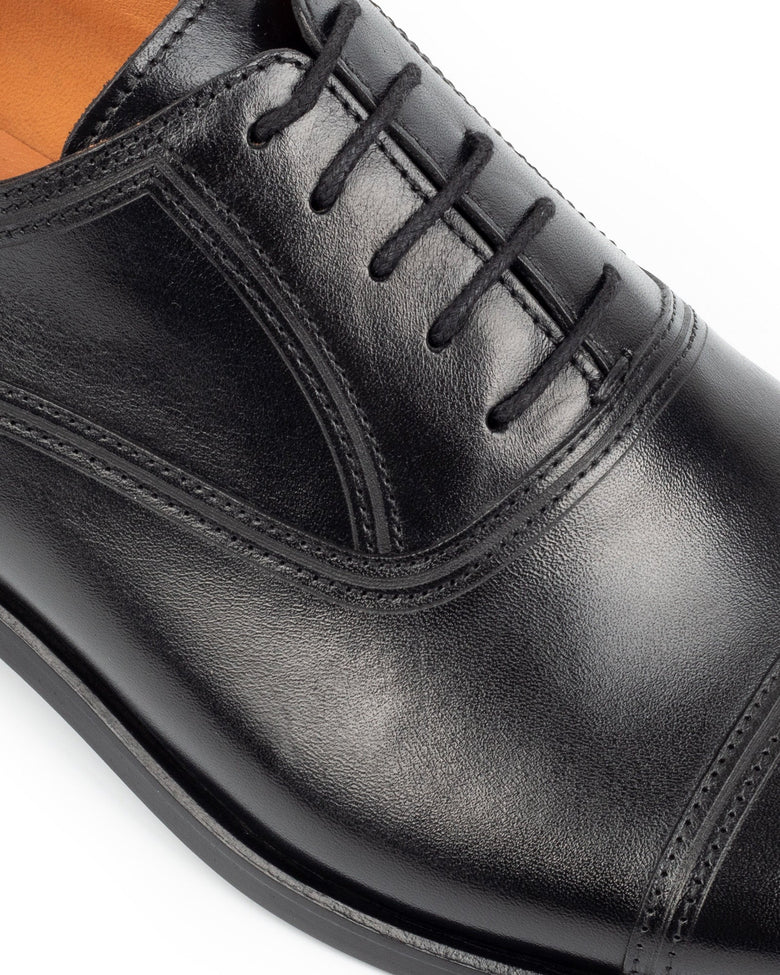 Cameroon · oxford · schwarz