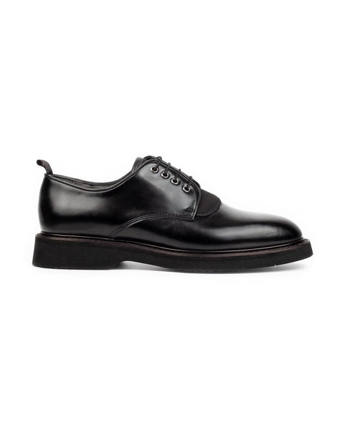 Cascade · blucher · negro