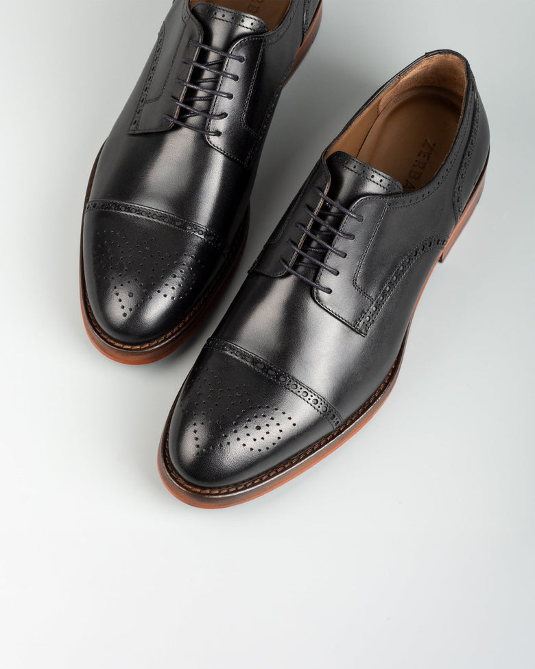 Chelia · derby · schwarz