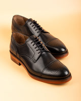 Chelia · derby · schwarz
