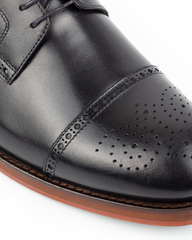 Chelia · derby · schwarz