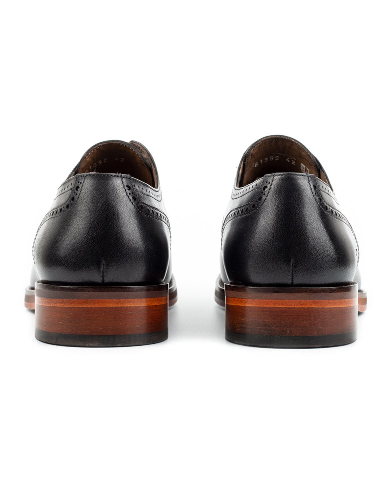 Chelia · derby · schwarz