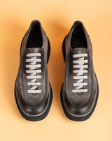 Chomo · casual · gray