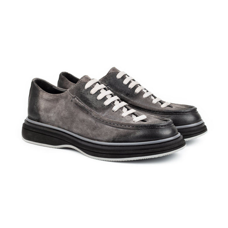 Chomo · casual · gray