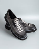 Chomo · casual · gray