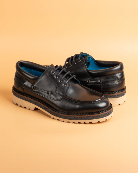 Kita · derby · noir