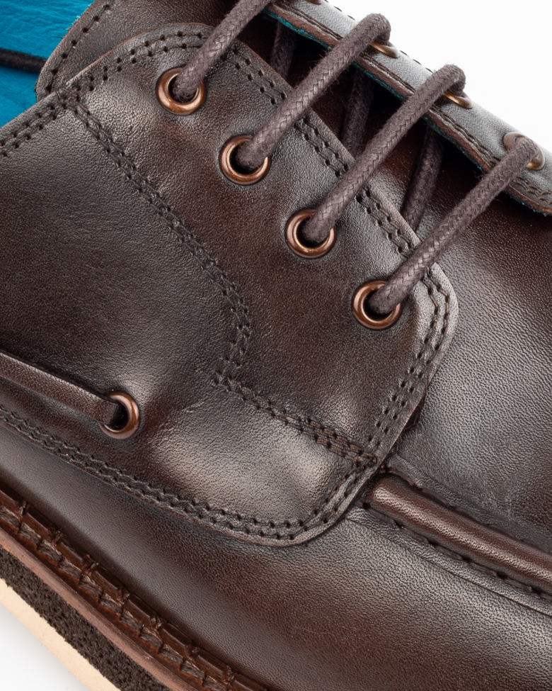 Kita · derby · brown