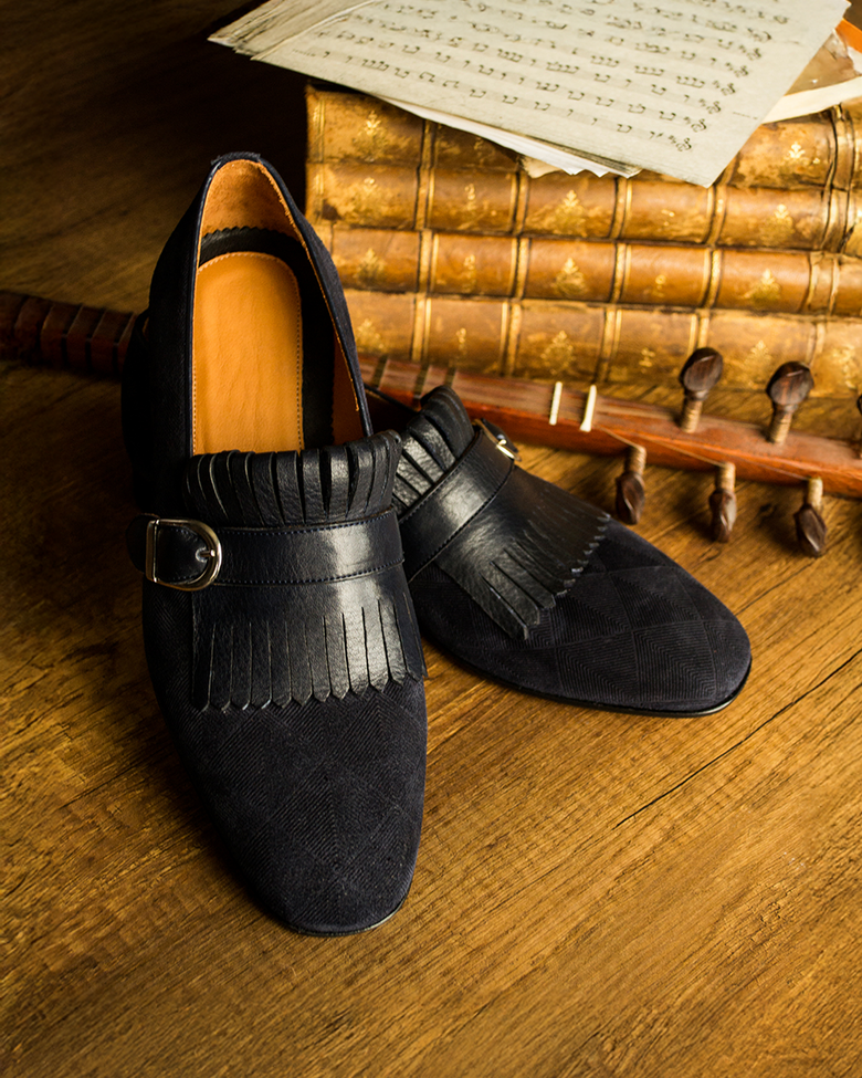 Neblina · chaussure à boucle · bleu marine