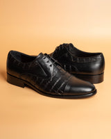 Parbat · derby · noir