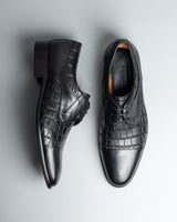 Parbat · derby · noir