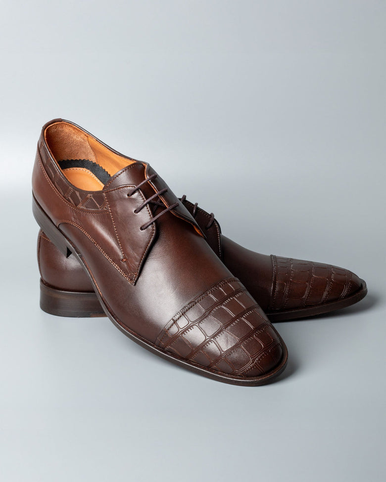 Parbat · derby · marron