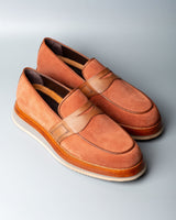 Suthep · mocasín · arcilla