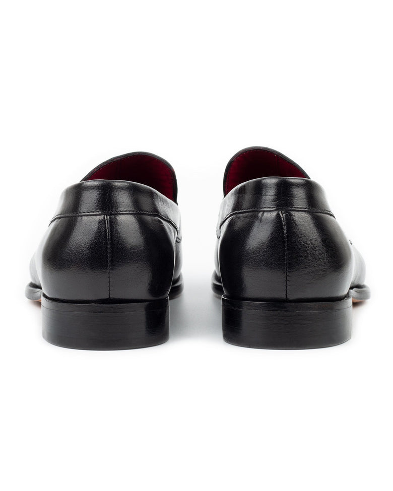 Tahan · mocasín · negro